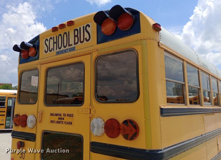 image for item DQ7209 2002 American Transportation Corporation school bus