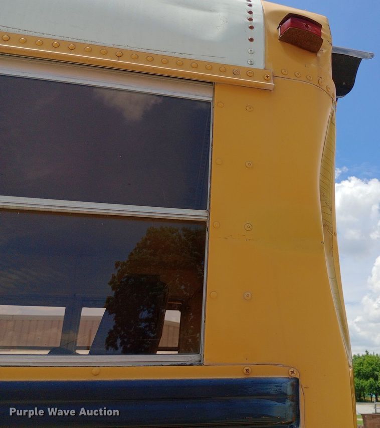 image for item DQ7209 2002 American Transportation Corporation school bus