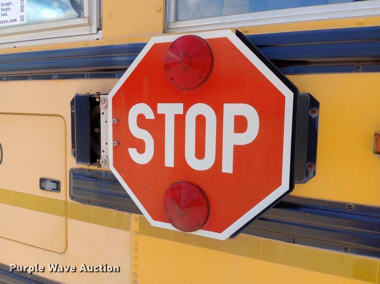 image for item DQ7209 2002 American Transportation Corporation school bus