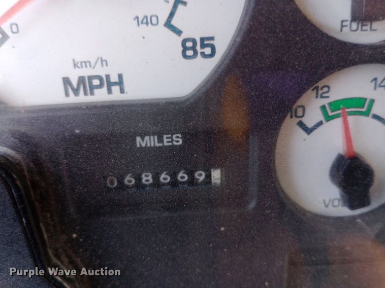 image for item DQ7209 2002 American Transportation Corporation school bus