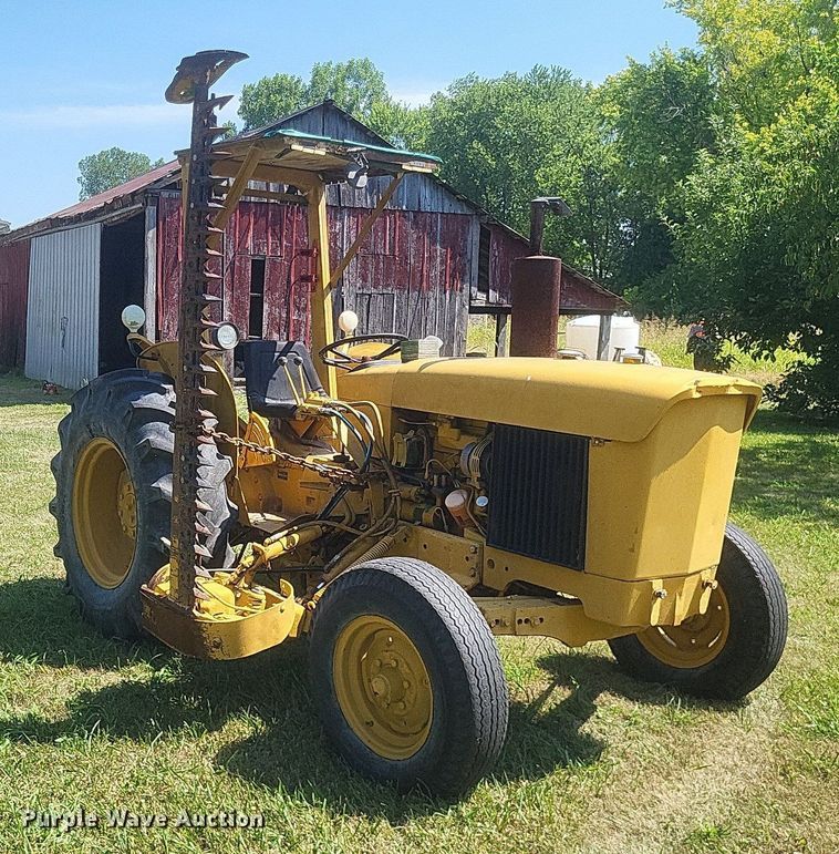 image for item DR4844 John Deere  301 tractor