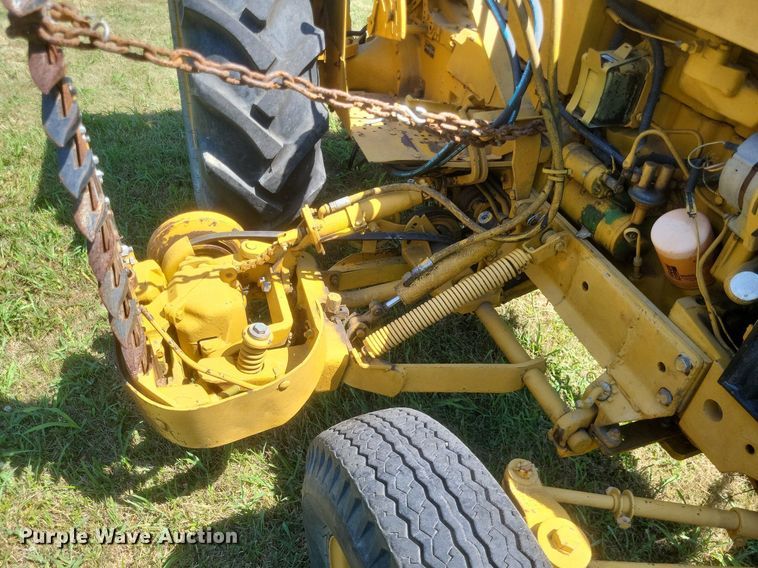 image for item DR4844 John Deere  301 tractor