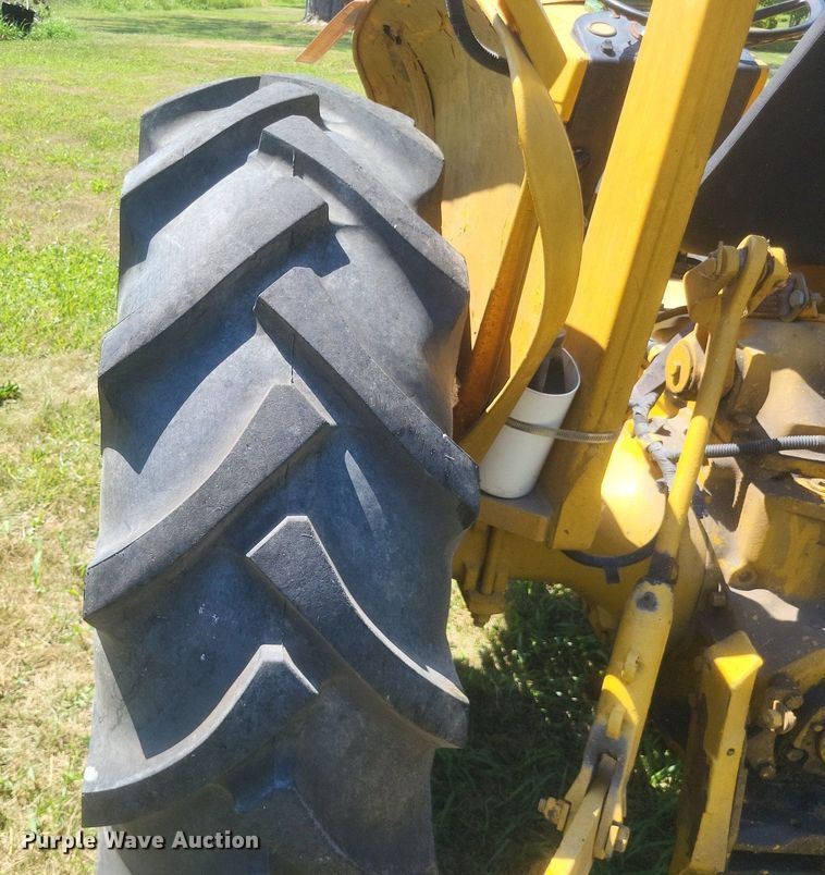 image for item DR4844 John Deere  301 tractor