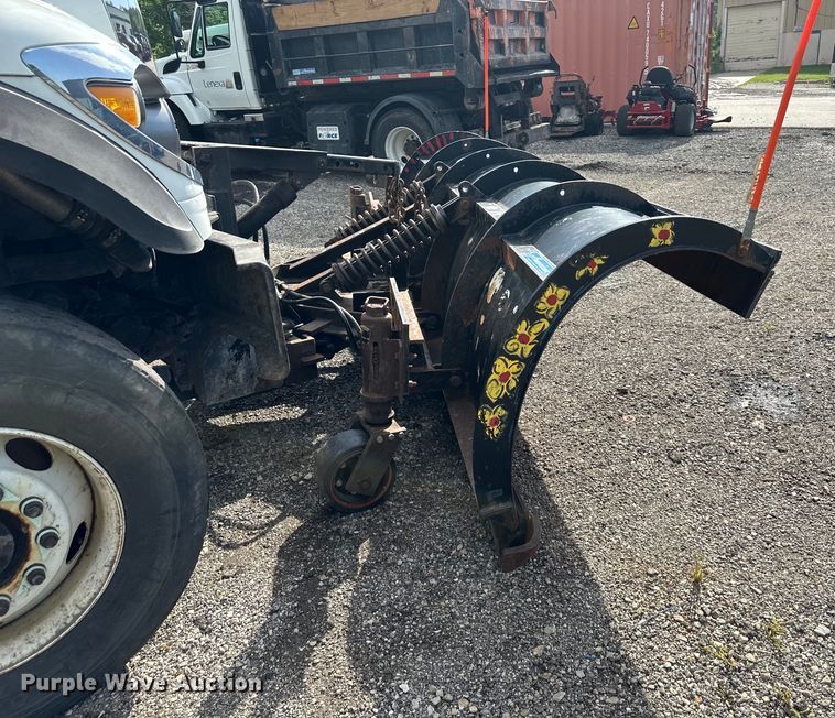 image for item DS4183 2011 International  Workstar  spreader truck