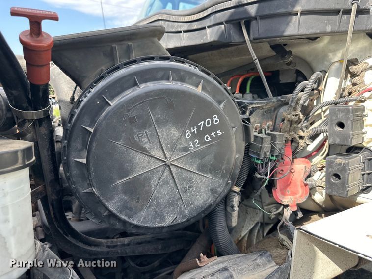 image for item DS4183 2011 International  Workstar  spreader truck