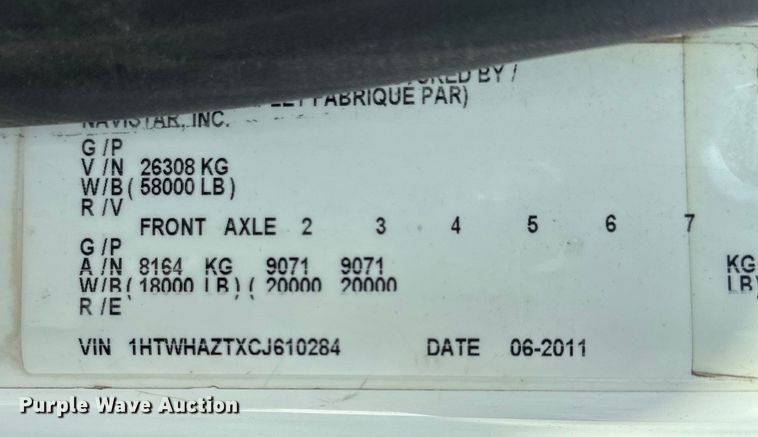 image for item DS4183 2011 International  Workstar  spreader truck