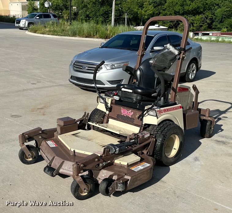 image for item DS4184 Grasshopper  725D ZTR lawn mower