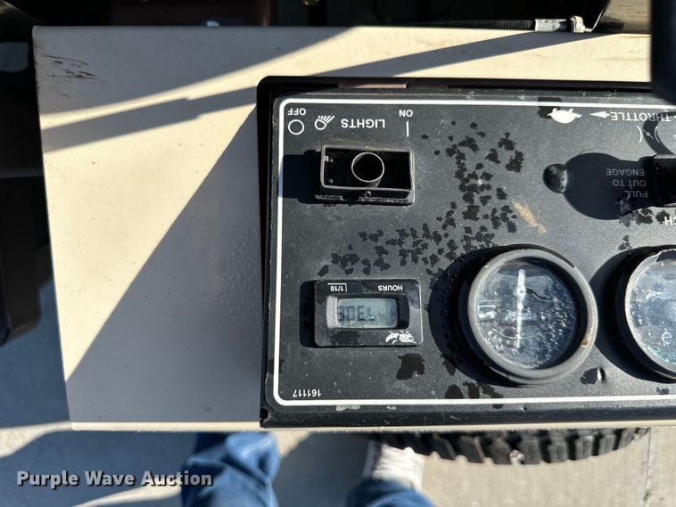 image for item DS4184 Grasshopper  725D ZTR lawn mower