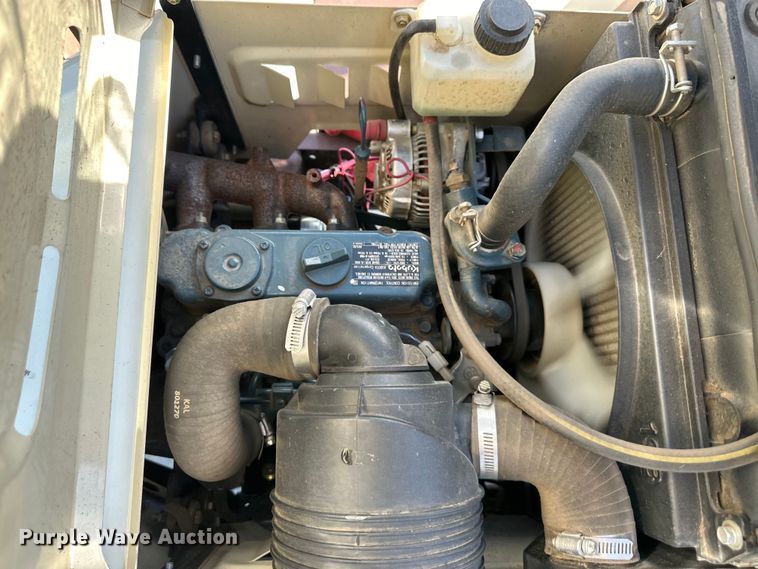 image for item DS4184 Grasshopper  725D ZTR lawn mower