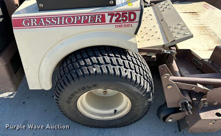 image for item DS4184 Grasshopper  725D ZTR lawn mower