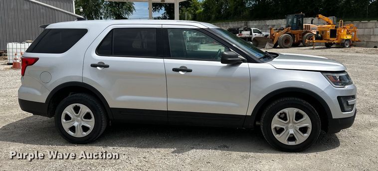 image for item DS4189 2016 Ford Explorer Police Interceptor  SUV