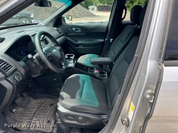 image for item DS4189 2016 Ford Explorer Police Interceptor  SUV