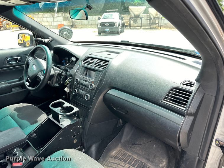 image for item DS4189 2016 Ford Explorer Police Interceptor  SUV