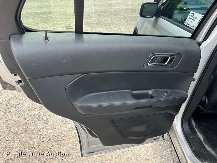 image for item DS4189 2016 Ford Explorer Police Interceptor  SUV