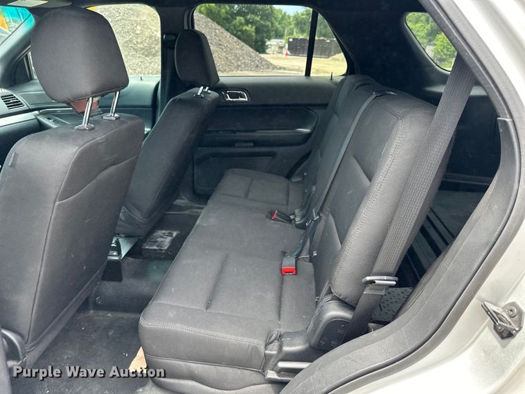 image for item DS4189 2016 Ford Explorer Police Interceptor  SUV