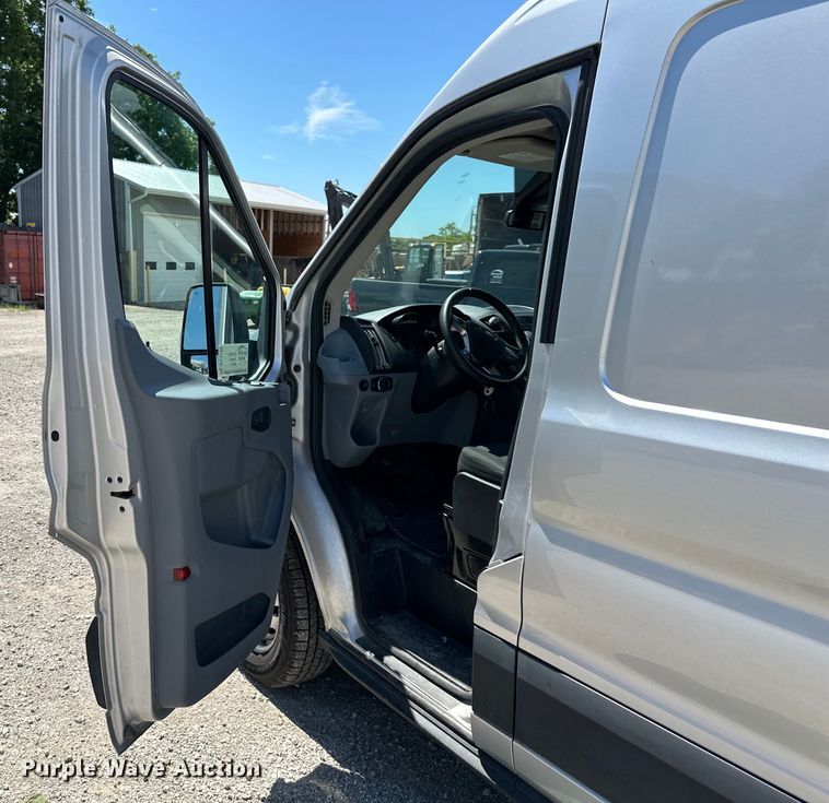 image for item DS4190 2019 Ford Transit 350 prisoner transport van