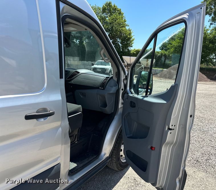 image for item DS4190 2019 Ford Transit 350 prisoner transport van