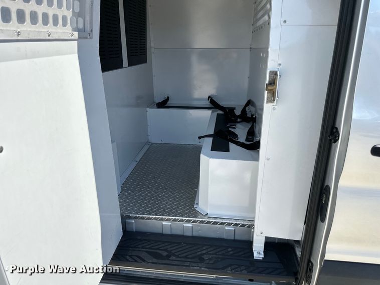 image for item DS4190 2019 Ford Transit 350 prisoner transport van