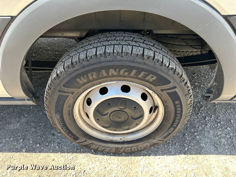 image for item DS4190 2019 Ford Transit 350 prisoner transport van