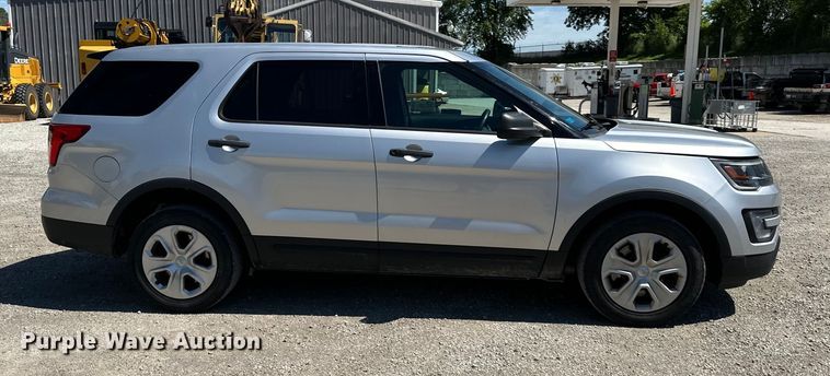image for item DS4191 2017 Ford Explorer Police Interceptor  SUV