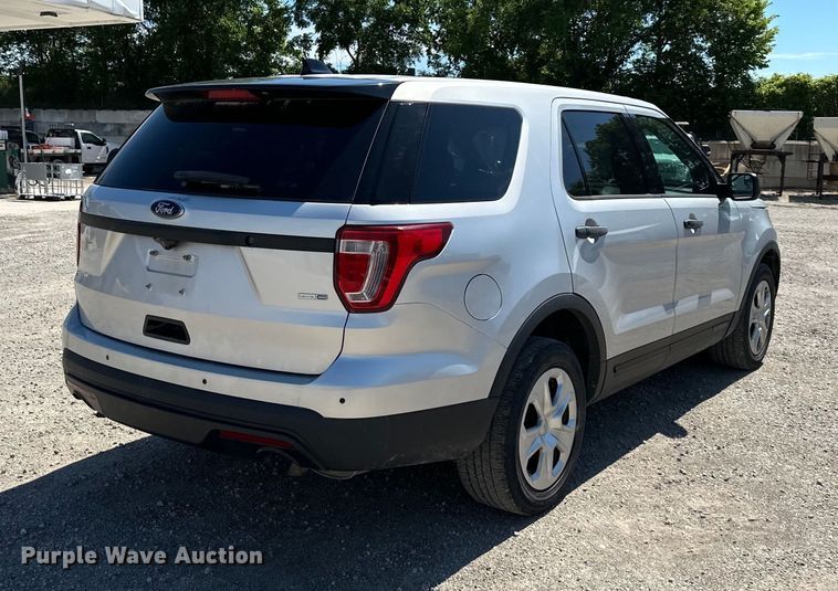 image for item DS4191 2017 Ford Explorer Police Interceptor  SUV