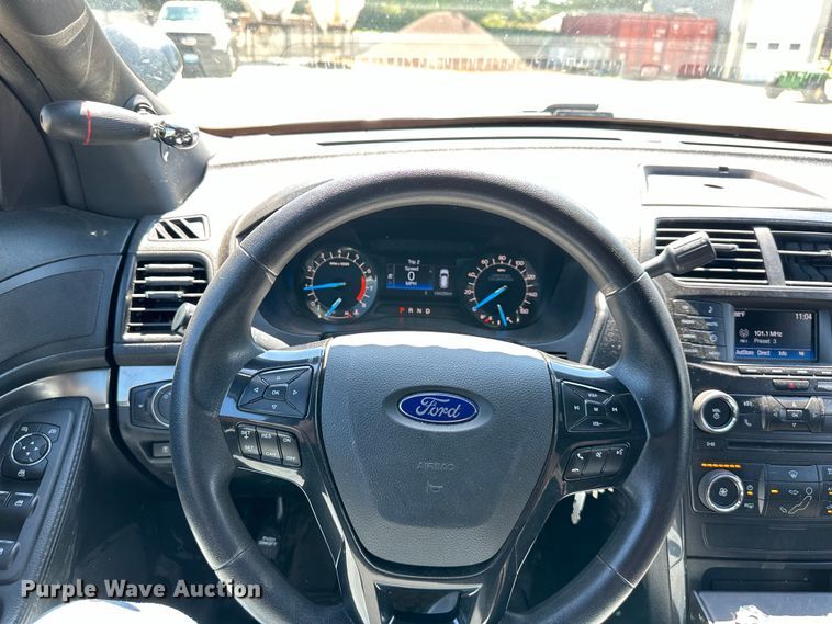 image for item DS4191 2017 Ford Explorer Police Interceptor  SUV