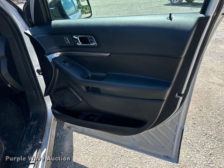 image for item DS4191 2017 Ford Explorer Police Interceptor  SUV