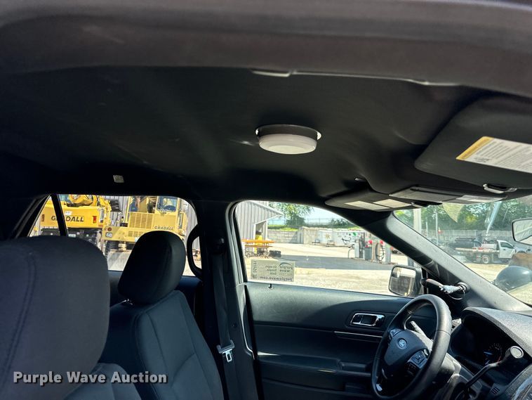 image for item DS4191 2017 Ford Explorer Police Interceptor  SUV