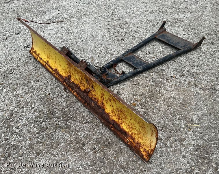 image for item DS4192 1997 John Deere  Gator utility vehicle