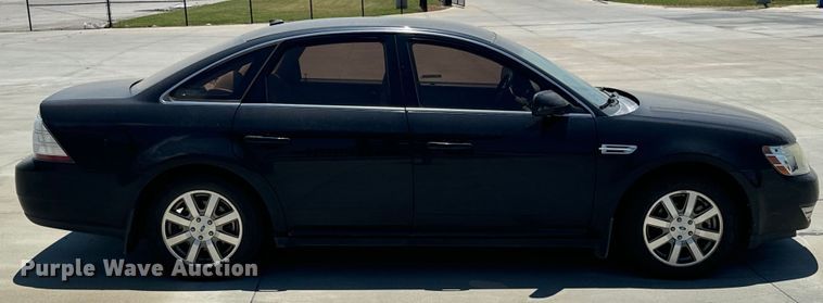 image for item DX0810 2008 Ford Taurus 