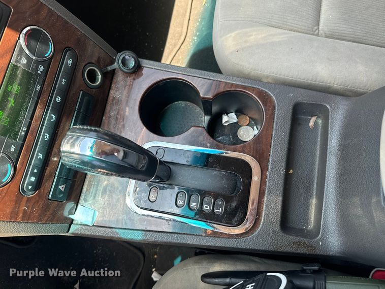 image for item DX0810 2008 Ford Taurus 