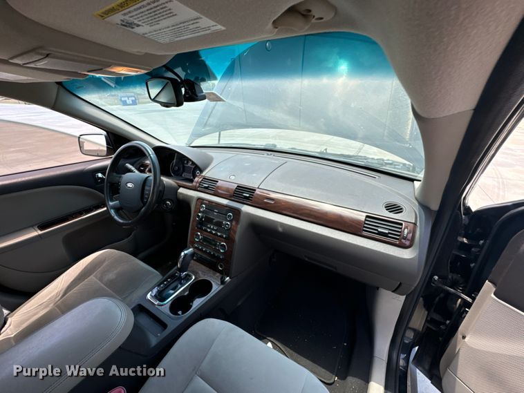 image for item DX0810 2008 Ford Taurus 