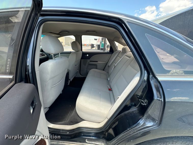 image for item DX0810 2008 Ford Taurus 