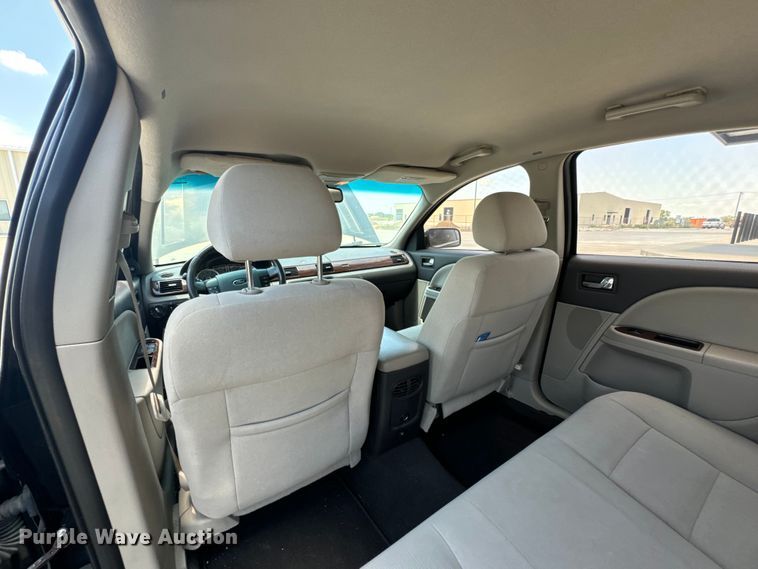 image for item DX0810 2008 Ford Taurus 