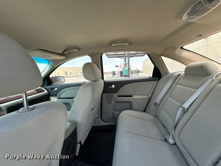 image for item DX0810 2008 Ford Taurus 