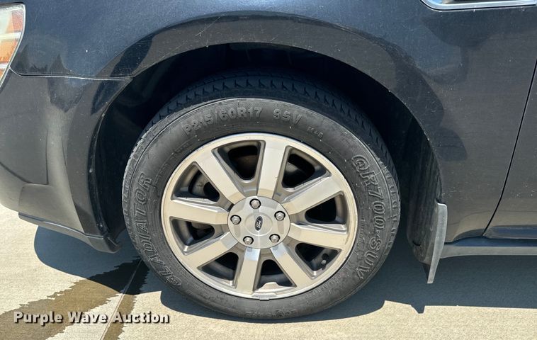 image for item DX0810 2008 Ford Taurus 