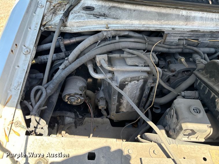 image for item DX0814 1995 Ford E350 ambulance