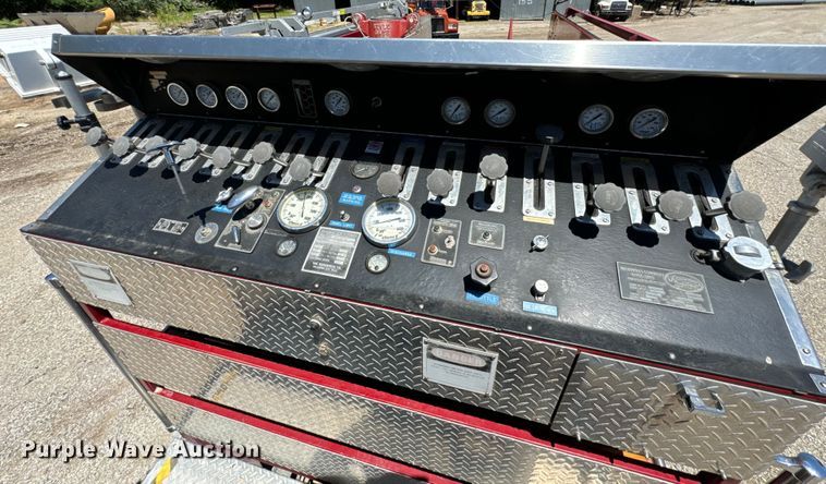 image for item DX0815 1992 Spartan 5186 600 pumper fire truck