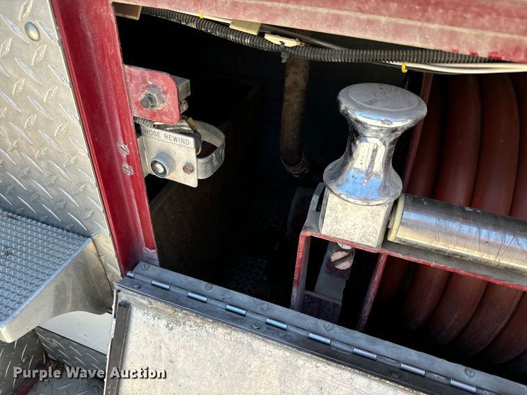 image for item DX0815 1992 Spartan 5186 600 pumper fire truck