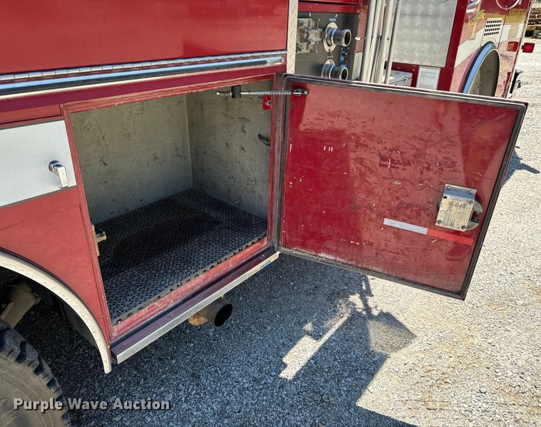 image for item DX0815 1992 Spartan 5186 600 pumper fire truck