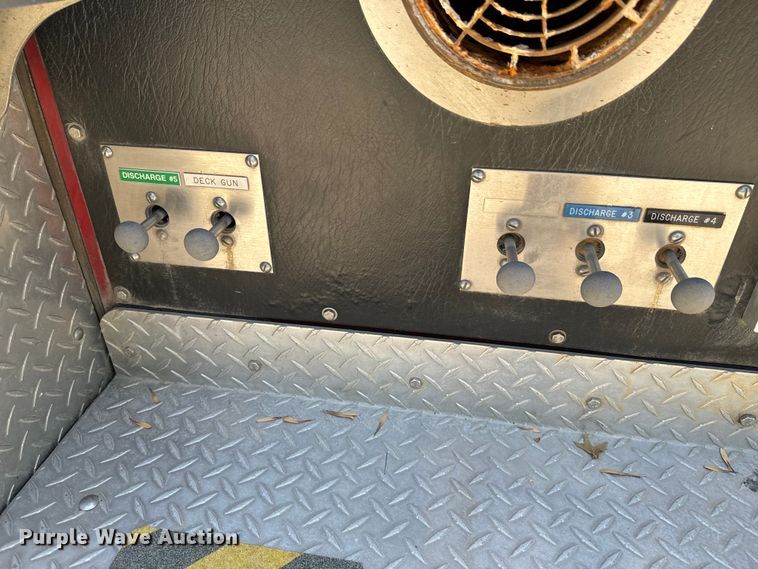 image for item DX0815 1992 Spartan 5186 600 pumper fire truck