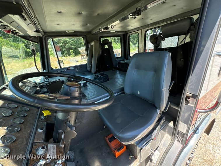 image for item DX0815 1992 Spartan 5186 600 pumper fire truck