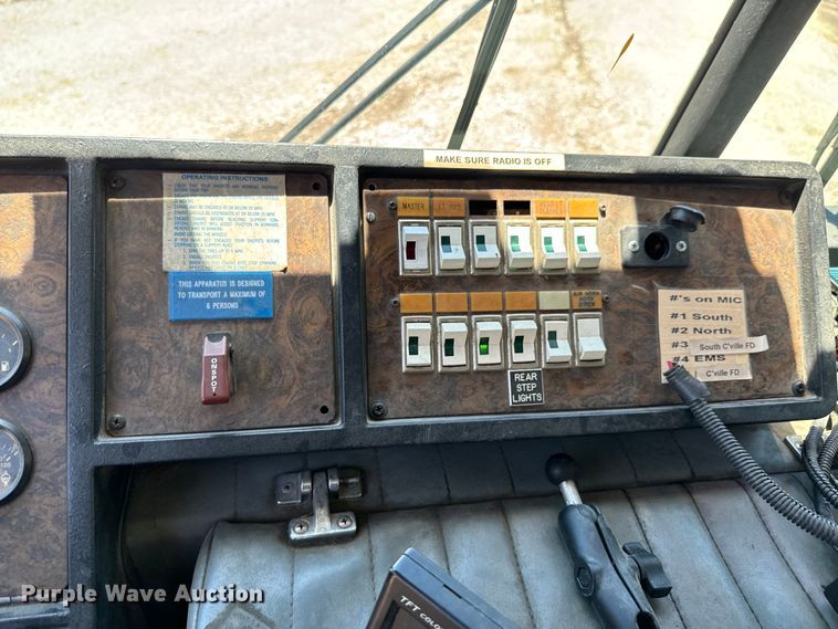 image for item DX0815 1992 Spartan 5186 600 pumper fire truck