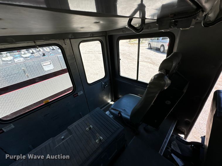 image for item DX0815 1992 Spartan 5186 600 pumper fire truck