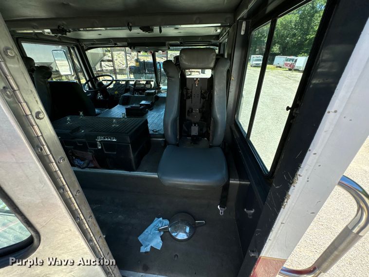 image for item DX0815 1992 Spartan 5186 600 pumper fire truck