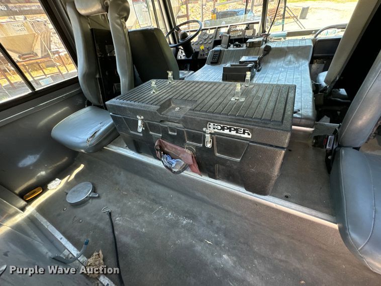 image for item DX0815 1992 Spartan 5186 600 pumper fire truck