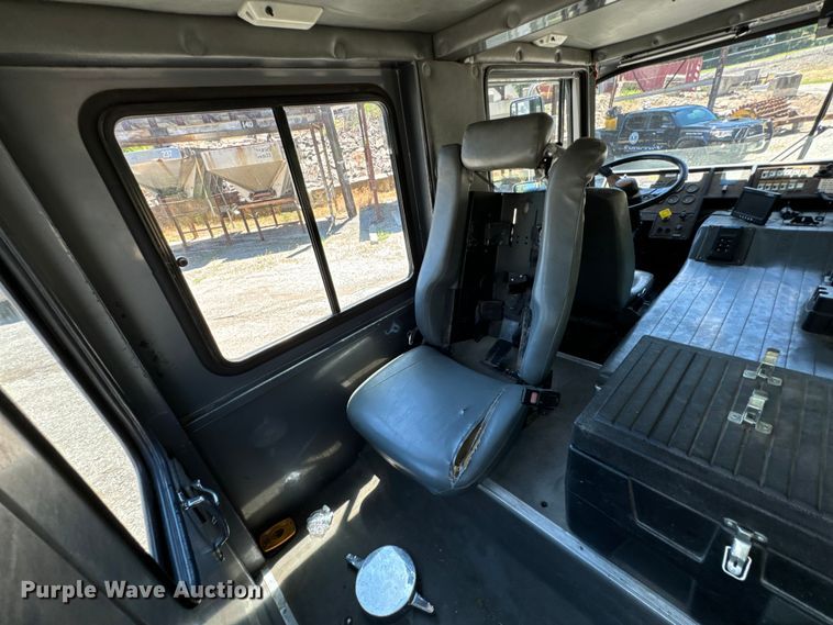 image for item DX0815 1992 Spartan 5186 600 pumper fire truck