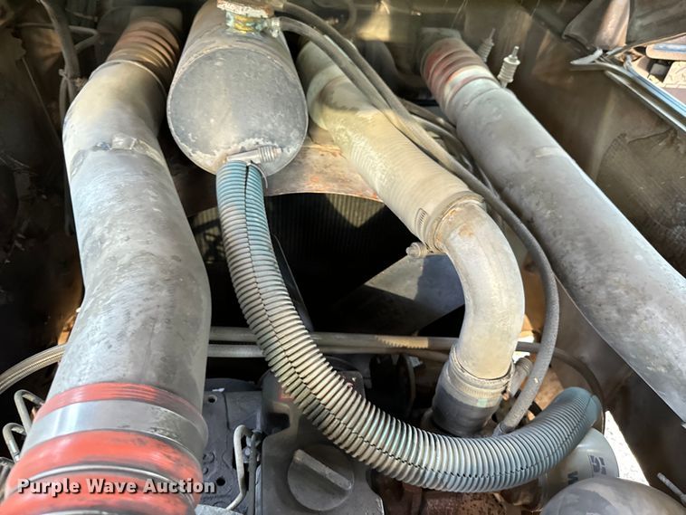 image for item DX0815 1992 Spartan 5186 600 pumper fire truck