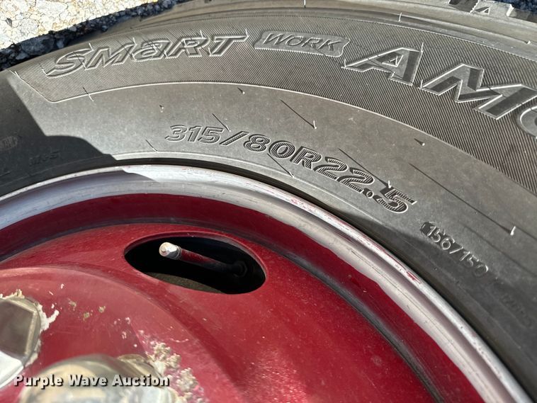 image for item DX0815 1992 Spartan 5186 600 pumper fire truck