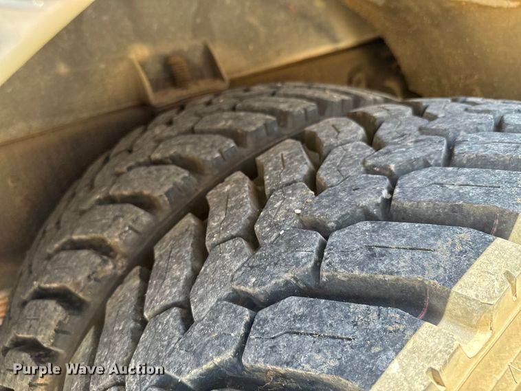 image for item DX0815 1992 Spartan 5186 600 pumper fire truck